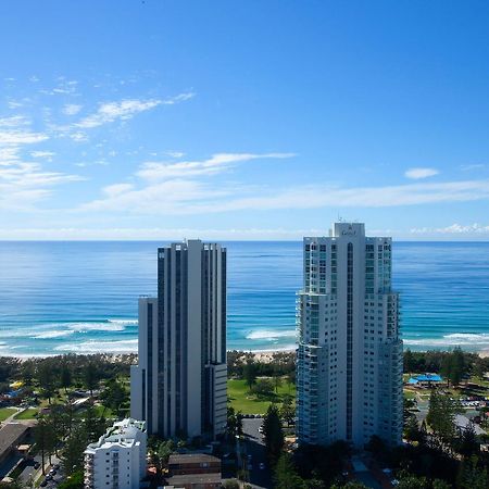 High Floor Ocean View Suites Broadbeach Гоулд Коуст Екстериор снимка