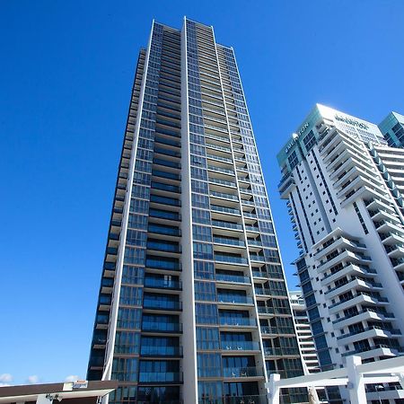 High Floor Ocean View Suites Broadbeach Гоулд Коуст Екстериор снимка