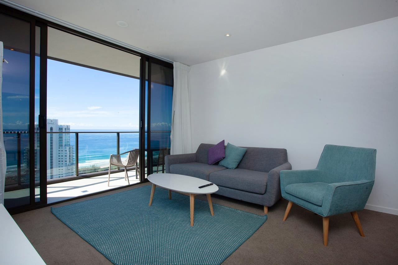 High Floor Ocean View Suites Broadbeach Гоулд Коуст Екстериор снимка