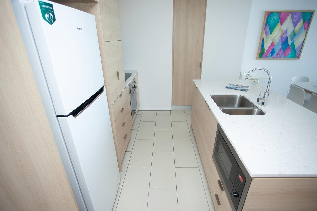 High Floor Ocean View Suites Broadbeach Гоулд Коуст Екстериор снимка